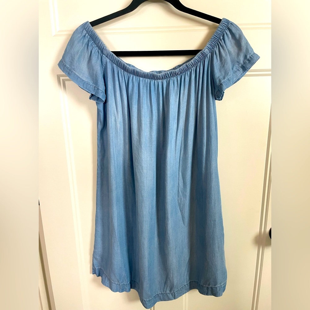 Bella Dahl chambray off-the-shoulder dress